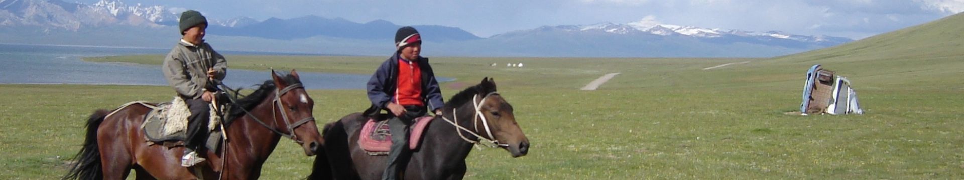 jeunes cavaliers Khyrghiz